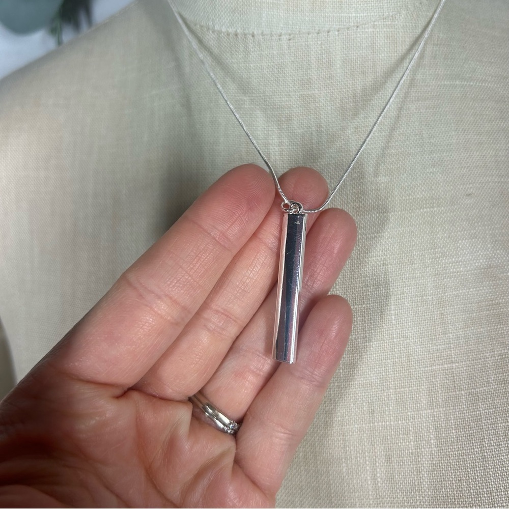 Nine West | Vertical Diamond Bar Silver Necklace Pendant Crystals - Picture 6 of 8